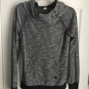 Woman's Roxy Gray Black Pullover Hoodie